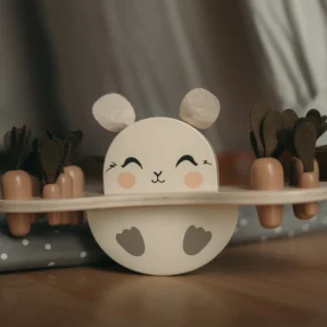 Bunny Balance – dřevěné puzzle – balanční králíček